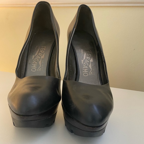 Salvatore Ferragamo Platform Black Heels size 7 - Picture 6 of 7